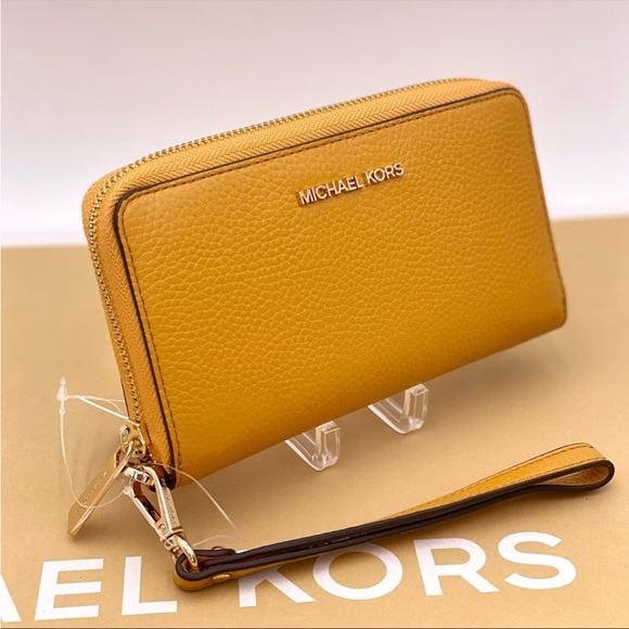 Michael Kors Jet Set Travel Phone Case Wristlet Wallet Marigold - Picture 5 of 12